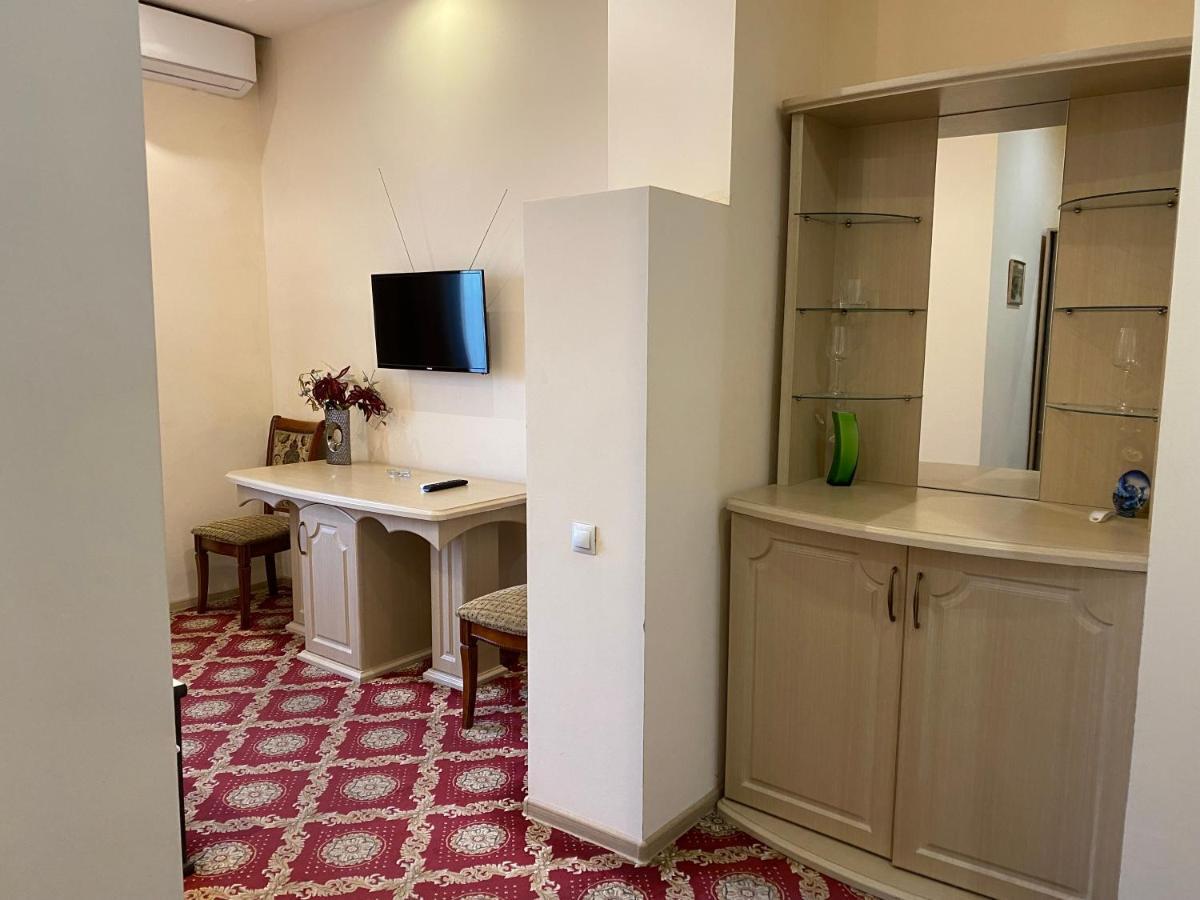 Elko Hotel Yerevan Luaran gambar