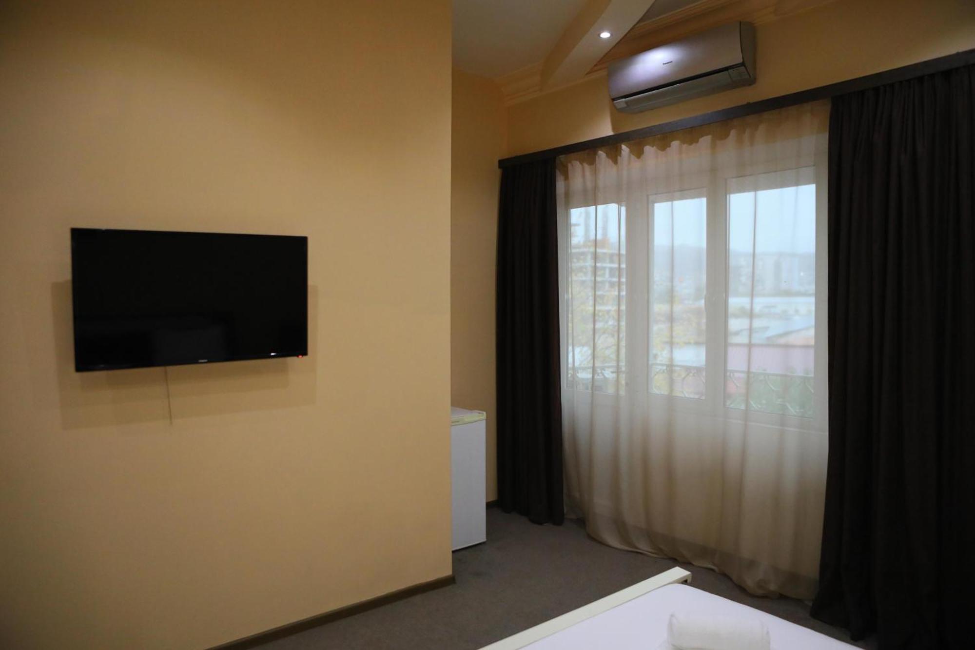 Elko Hotel Yerevan Luaran gambar