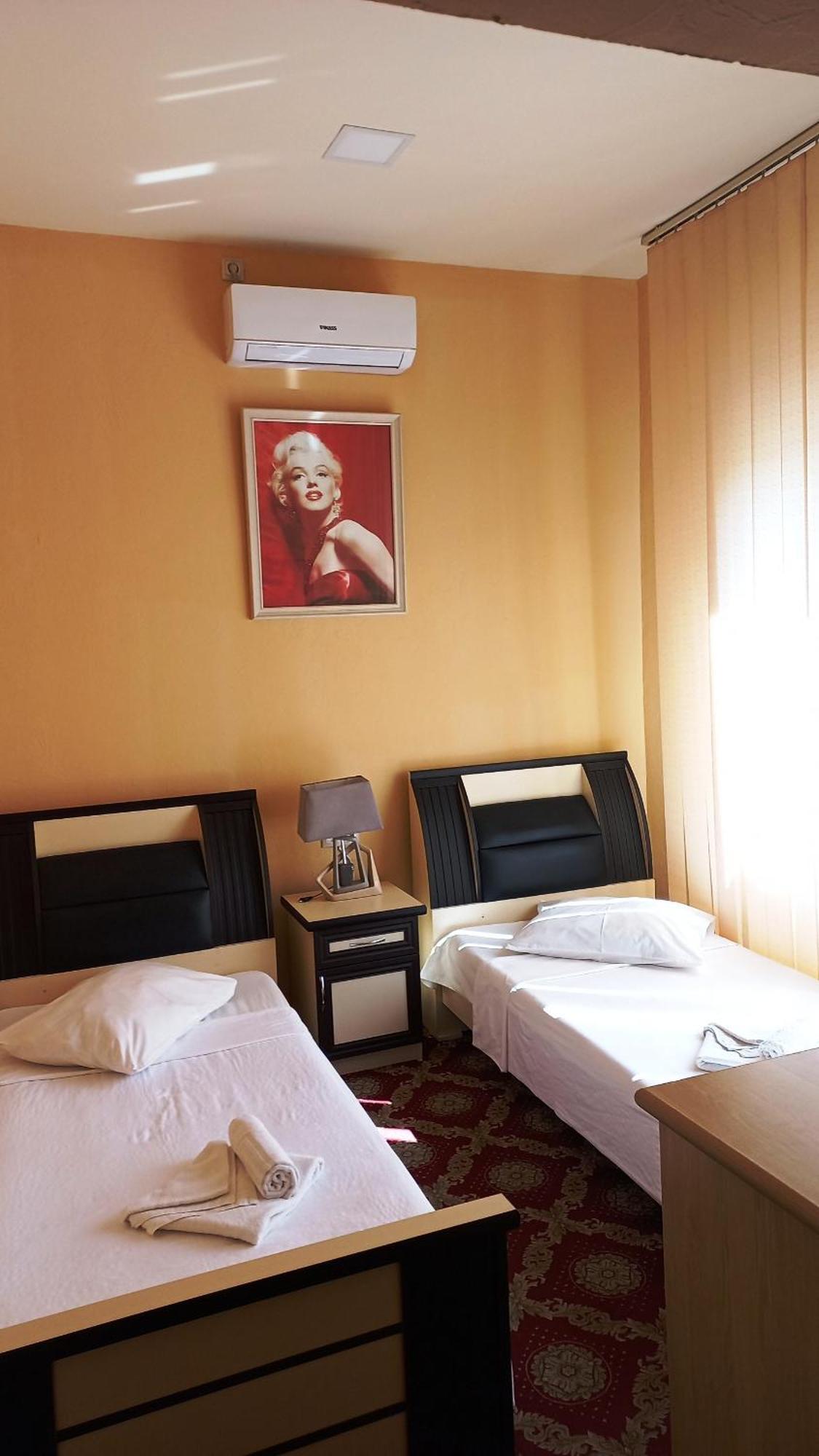 Elko Hotel Yerevan Luaran gambar